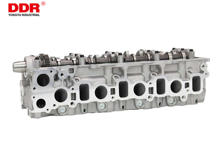 2KD-FTV  COMPLETE CYLINDER HEAD