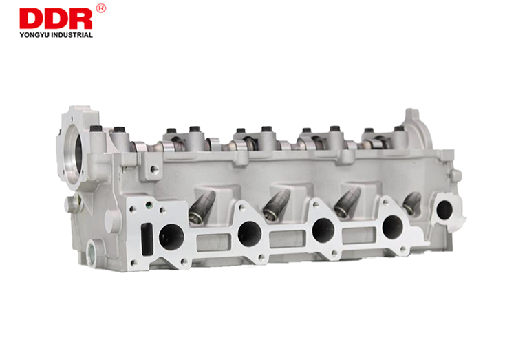 D4EA  COMPLETE CYLINDER HEAD