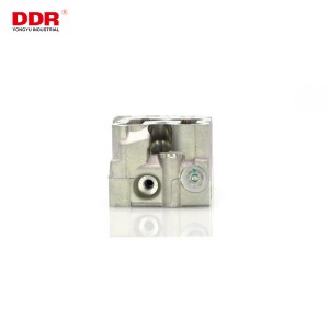 VM Aluminum cylinder head 5607046